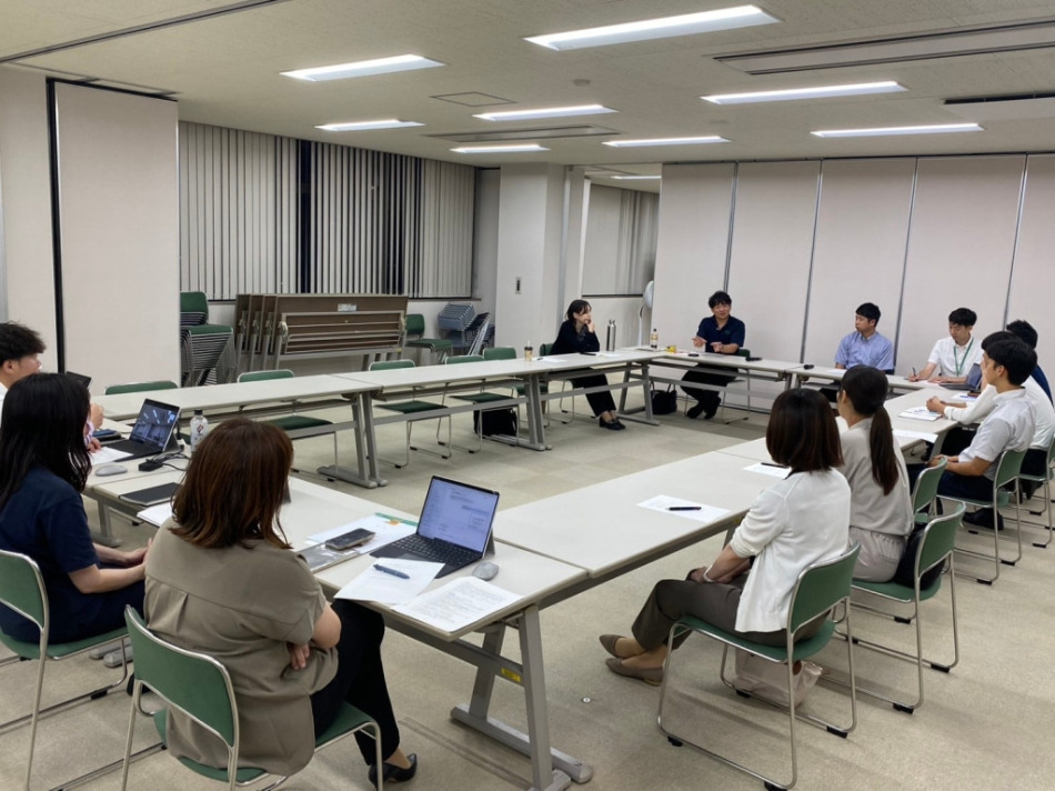 【画像】全労金・労災労連との意見交換